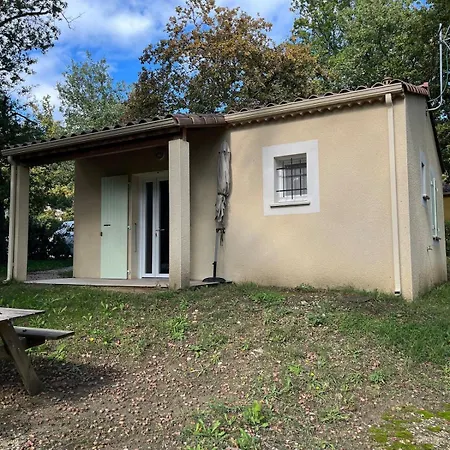 Jolie Maisonnette Avec Piscine