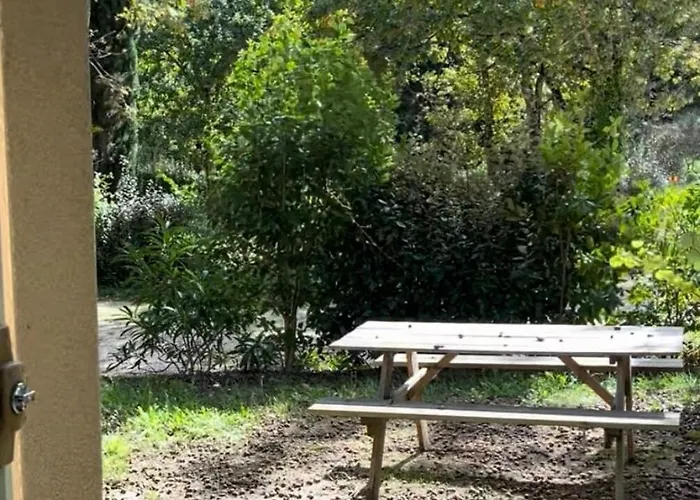 Jolie Maisonnette Avec Piscine Semesterbostad